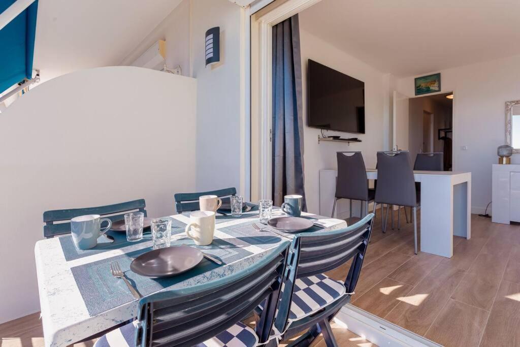 Apartment With Panoramic Sea View, Walk To The Beach - Marechal Juin By Halldis Cannes Exteriör bild